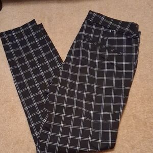 Old Navy Black and White Checkered Pants
